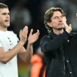 เคลียร์ใจ..แล้วยิง! “ฟาน เดอ เฟน” สยบดราม่าเมินผู้จัดการทีม ด้วยลูกยิงมหัศจรรย์ที่แม้แต่ “แฟรงค์” ยังต้องแซว