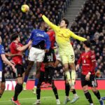 นิ่งดั่งภูผา! สถิติชี้ “เซนเน่ ลัมเมนส์” คือคำตอบที่ แมนยู ตามหา – ลบฝันร้ายยุค “โอนาน่า” อย่างหมดจด