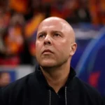 ครบ 100 นัดที่แอนฟิลด์! เจาะลึกวิกฤต ‘อาร์เน่อ สล็อต’ สถิติเทียบชั้นตำนาน แต่ทำไมแฟนลิเวอร์พูลถึงกังวล?